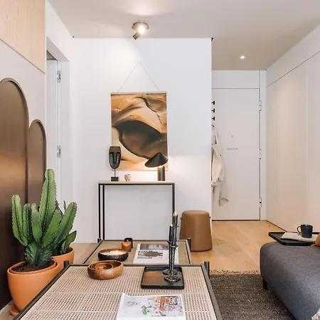 Doucen - 2 Bedrooms, Terrace In Marques De Pombal * Лиссабон
