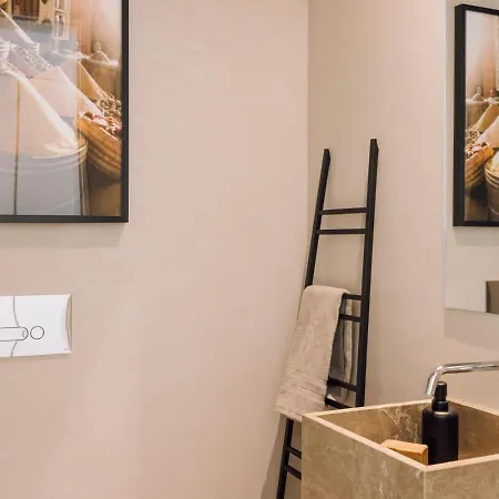 Apartman Doucen - 2 Bedrooms, Terrace In Marques De Pombal Lisboa