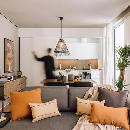 Doucen - 2 Bedrooms, Terrace In Marques De Pombal アパート *