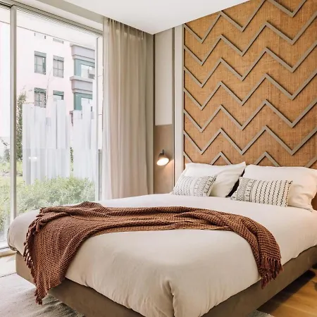 Doucen - 2 Bedrooms, Terrace In Marques De Pombal Lisboa