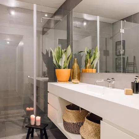 Doucen - 2 Bedrooms, Terrace In Marques De Pombal Apartment Lisbon